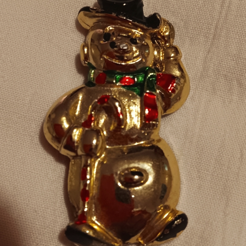 Christmas pin